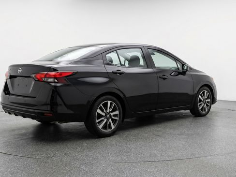 Used 2025 Nissan Versa SV FWD image 9