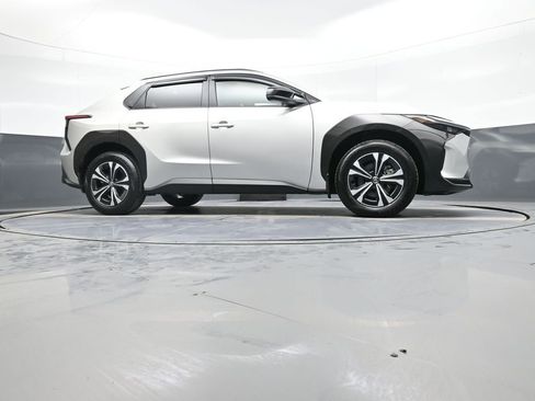 Used 2023 Toyota bZ4X XLE w/ Weather Package image 29