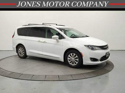 Used 2019 Chrysler Pacifica Touring-L