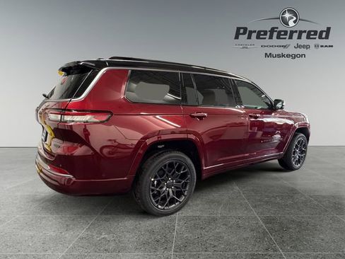 New 2026 Jeep Grand Cherokee L Summit AWD/4WD image 17