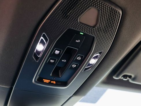 New 2025 Porsche Macan 4S Electric image 21