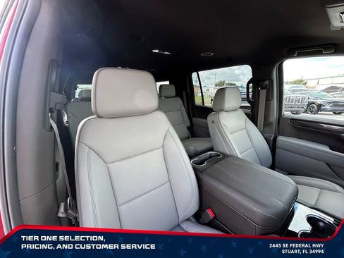 New 2026 GMC Yukon XL Elevation w/ LPO, Elevation Black Package RWD image 15