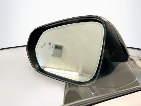 Used 2023 Lexus RZ 450e Premium w/ Technology Package image 16