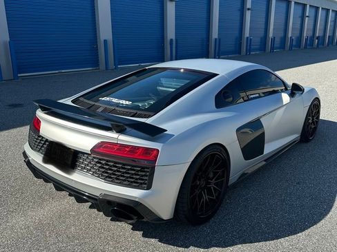 Used 2017 Audi R8 V10 plus image 12