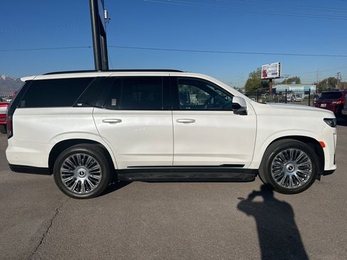 Used 2021 Cadillac Escalade Sport Platinum w/ Heavy-Duty Trailer Package image 1