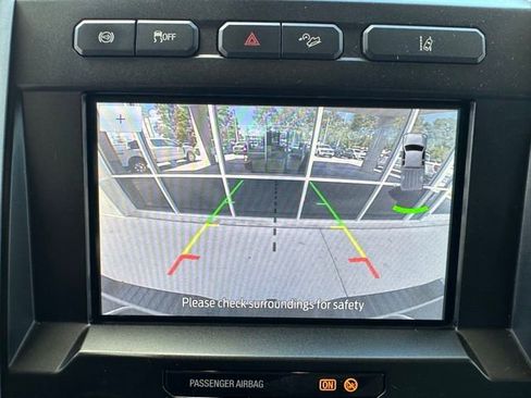 Certified 2020 Ford F250 Lariat w/ Lariat Value Package image 18