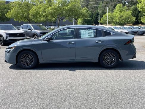 New 2026 Nissan Sentra SV w/ SV Convenience Package FWD image 4