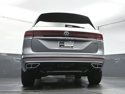 New 2026 Volkswagen Atlas SEL Premium R-Line image 38