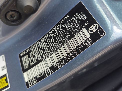 Used 2023 Toyota Corolla LE FWD image 18