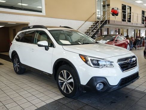 Used 2018 Subaru Outback 2.5i Limited image 20
