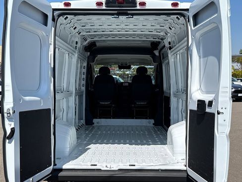 New 2026 RAM ProMaster 2500 image 11
