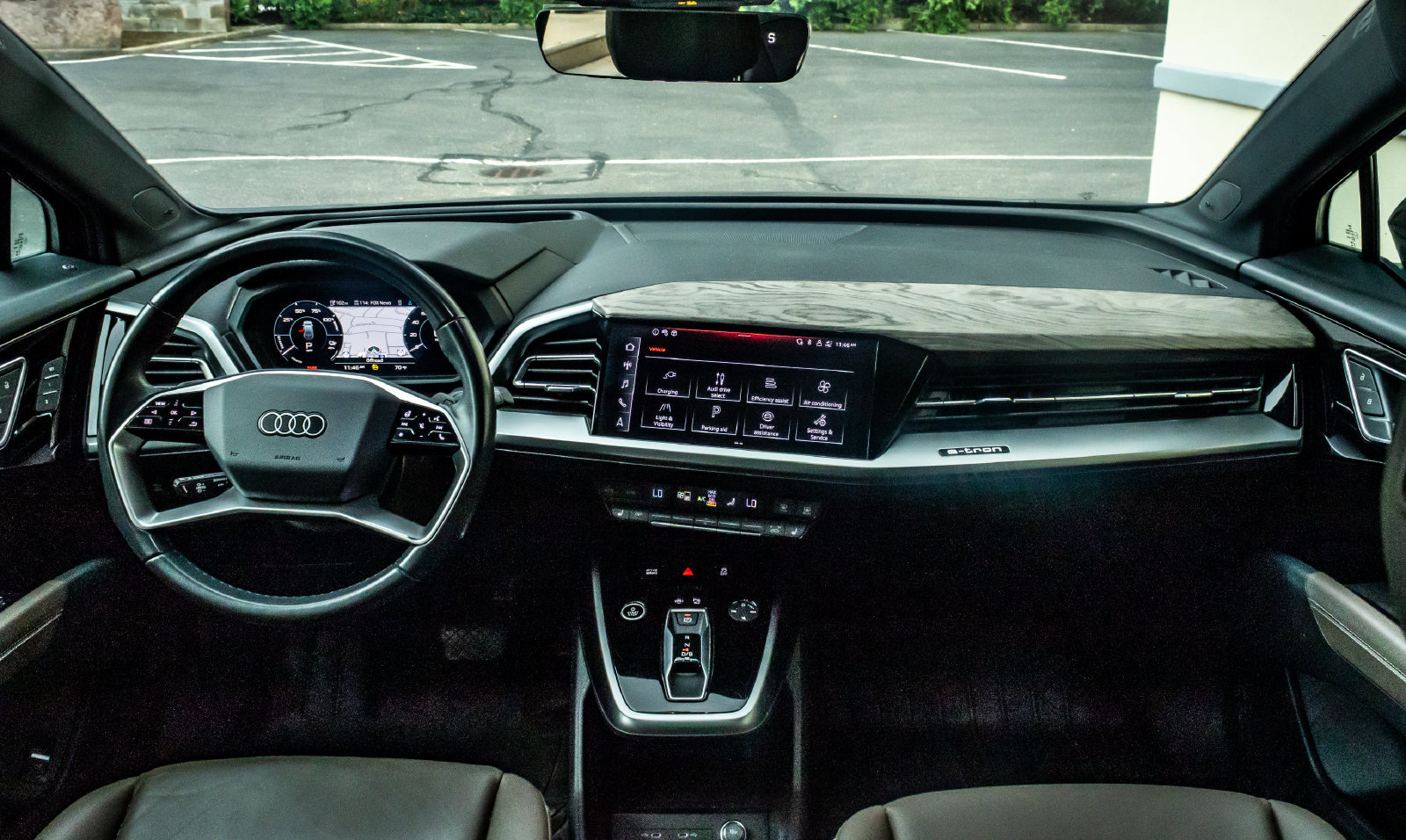Used 2023 Audi Q4 e-tron Prestige w/ Black Optic Package AWD/4WD image 15