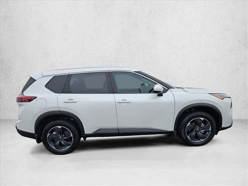 Certified 2024 Nissan Rogue SV w/ SV Premium Package image 4