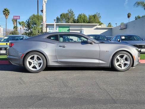 Used 2019 Chevrolet Camaro LT image 27