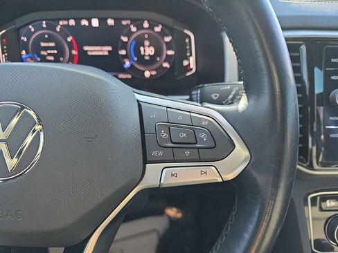 Used 2020 Volkswagen Atlas Cross Sport SEL image 23