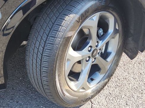 Used 2023 Ford Escape ST-Line w/ Cold Weather Package image 17