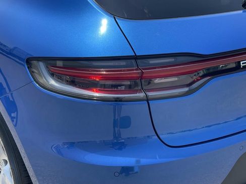 Used 2020 Porsche Macan AWD/4WD image 10