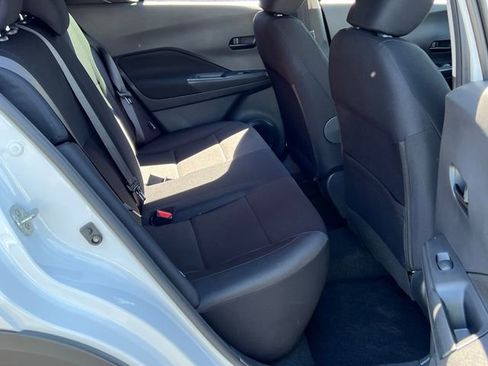 New 2025 Nissan Kicks Play S image 23