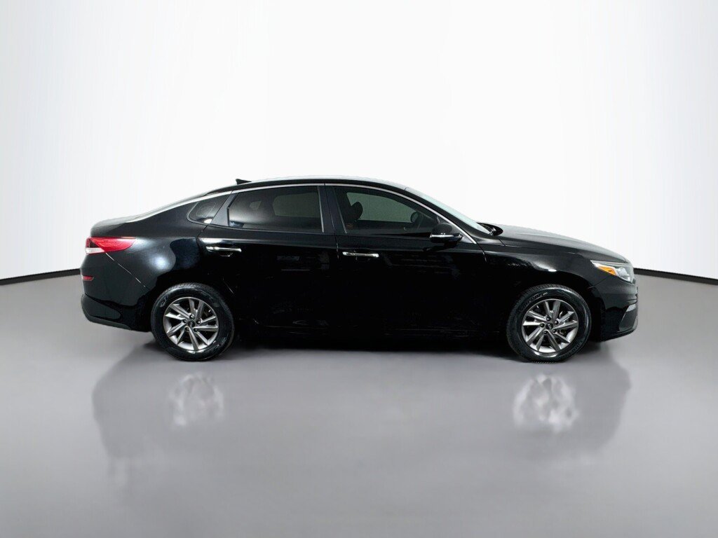 Used 2020 Kia Optima LX FWD image 6