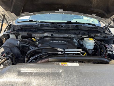Used 2017 RAM 2500 Tradesman w/ Chrome Appearance Group AWD/4WD image 32