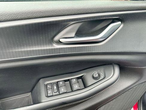 Certified 2024 Jeep Grand Cherokee Altitude image 15