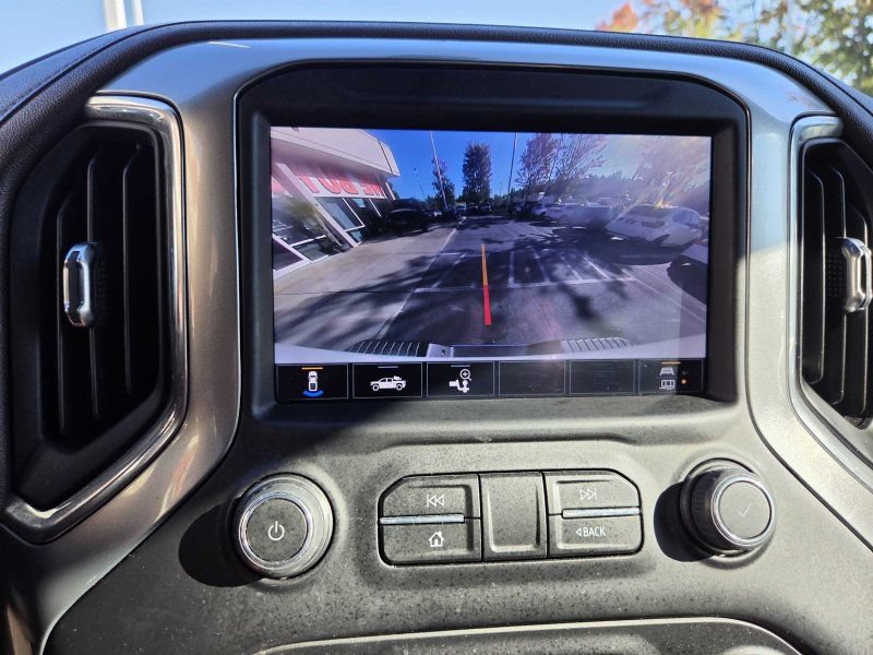 Used 2022 Chevrolet Silverado 3500 LTZ w/ Gooseneck/5TH Wheel Package RWD image 17