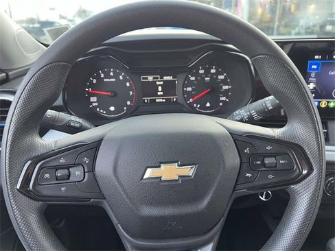 Certified 2024 Chevrolet Trax LS image 27