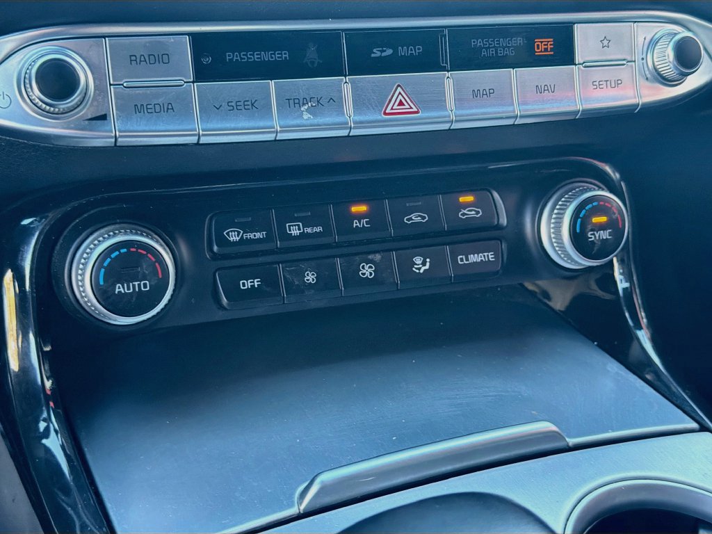 Used 2018 Kia Stinger GT2 RWD image 16