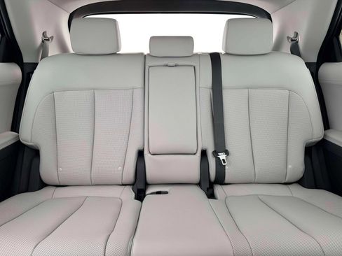 New 2026 Hyundai Ioniq 5 Limited image 16