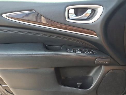 Used 2013 INFINITI JX35 AWD w/ Premium Pkg image 17
