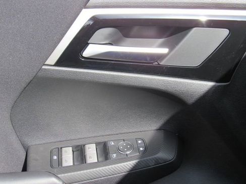 New 2026 Mitsubishi Outlander ES FWD image 19