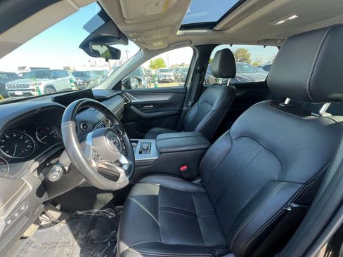 Used 2025 MAZDA CX-70 3.3 Turbo w/ Preferred Package AWD/4WD image 28