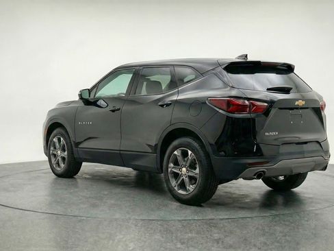 Used 2025 Chevrolet Blazer LT FWD image 6