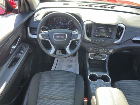 Used 2023 GMC Terrain SLE w/ Driver Convenience Package image 14