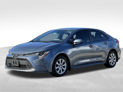 Used 2022 Toyota Corolla LE image 7