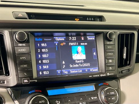 Used 2017 Toyota RAV4 Platinum image 28