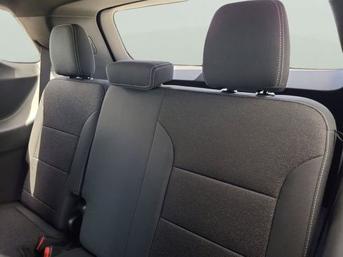 New 2026 Chevrolet Traverse LT image 12