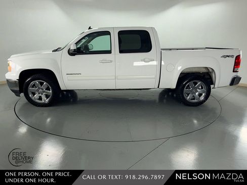Used 2013 GMC Sierra 1500 SLT w/ Skid Plate Package AWD/4WD image 9