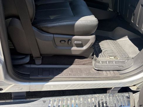 Used 2016 Ford F350 Lariat w/ Lariat Ultimate Package AWD/4WD image 43