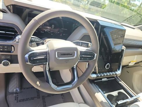 New 2026 GMC Yukon XL Denali w/ Sun & Power Step Package AWD/4WD image 19