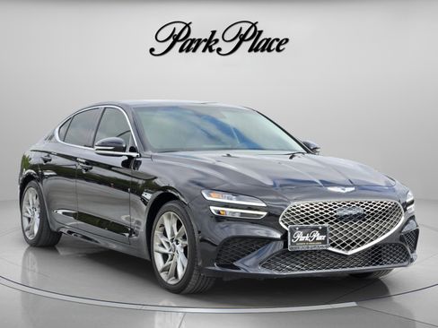 Used 2022 Genesis G70 2.0T RWD image 8
