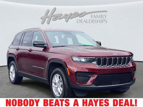 Certified 2024 Jeep Grand Cherokee Laredo X image 1