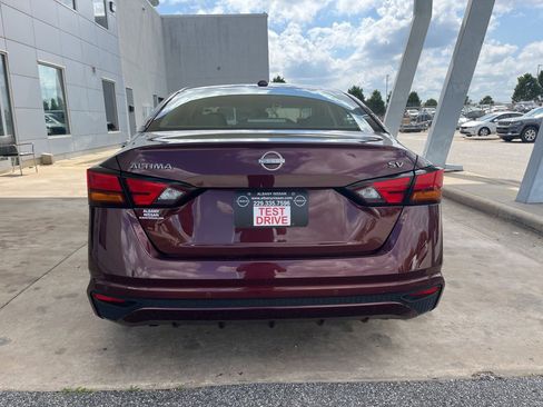 Used 2024 Nissan Altima 2.5 SV image 25