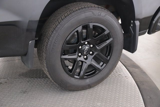 Used 2024 Chevrolet Silverado 1500 RST w/ Z71 Off-Road Package AWD/4WD image 14
