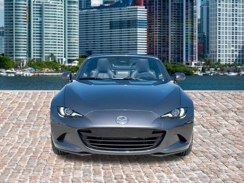 New 2026 MAZDA MX-5 Miata RF Grand Touring RWD image 2