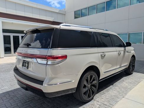 Certified 2024 Lincoln Navigator L Reserve AWD/4WD image 6