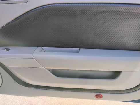 Used 2008 Ford Mustang GT Premium image 28