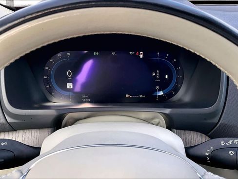 Used 2023 Volvo XC90 B6 Plus w/ Protection Package Premier image 25