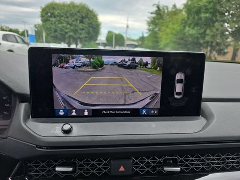 Used 2024 Honda Accord Touring image 19