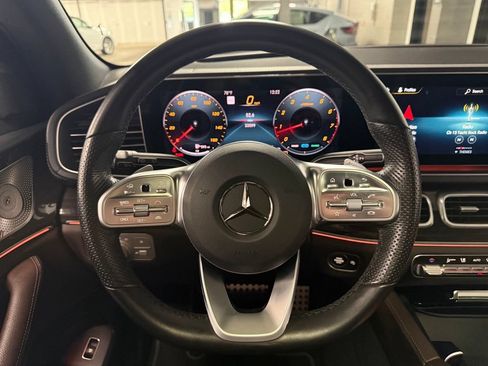 Used 2022 Mercedes-Benz GLS 450 4MATIC image 12